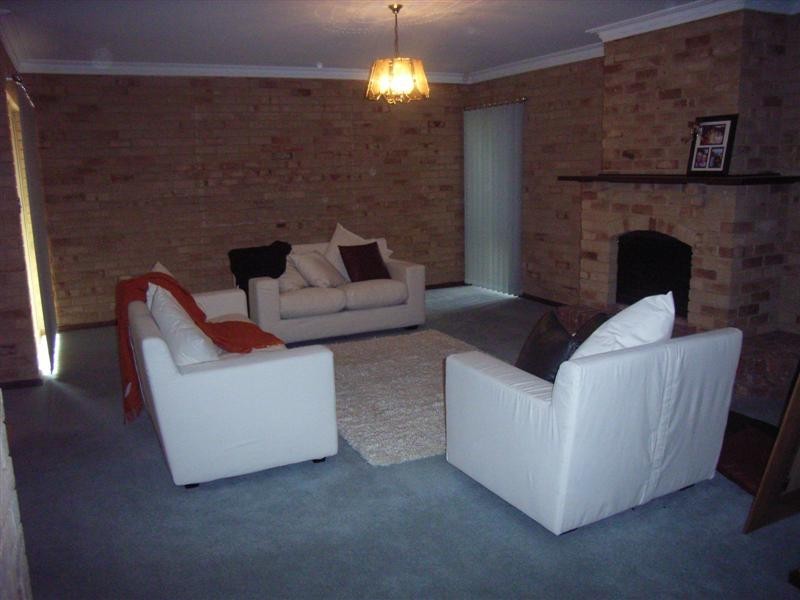 78 Hawkvalley Crescent, Maida Vale WA 6057