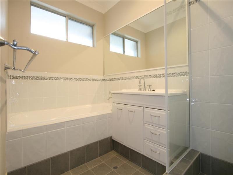 51 Bandalong Way, High Wycombe WA 6057