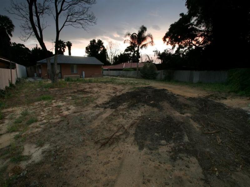 51 Bandalong Way, High Wycombe WA 6057