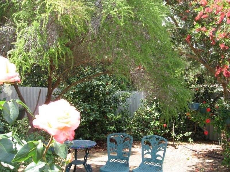 11 Bugendore Street, Maida Vale WA 6057