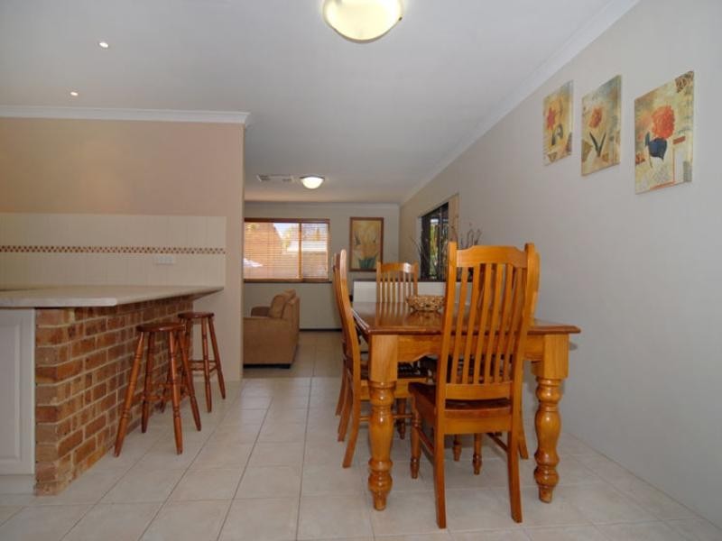 21 Edwards Road, High Wycombe WA 6057