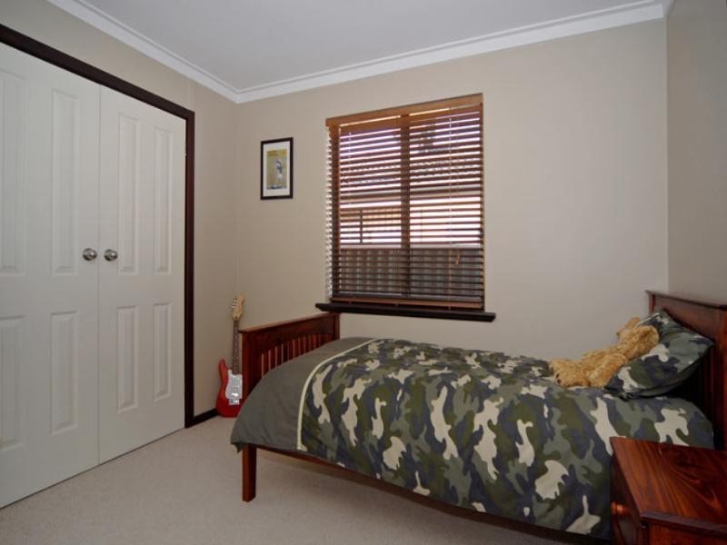 21 Edwards Road, High Wycombe WA 6057