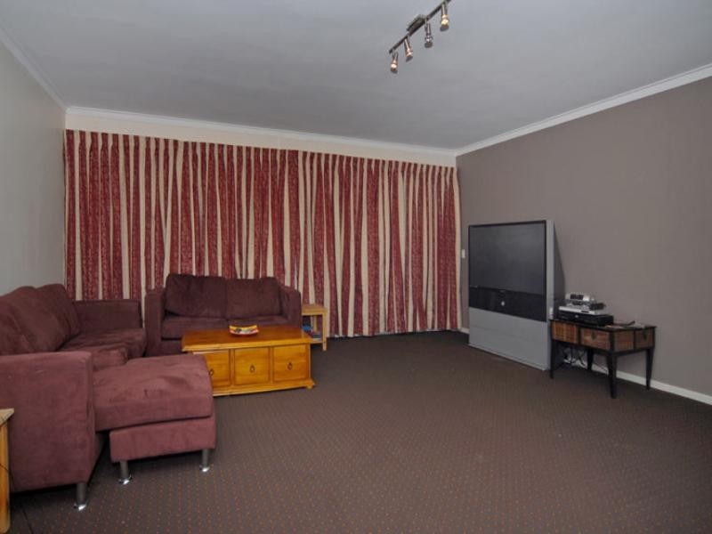 3 Arthur Road, Gooseberry Hill WA 6076