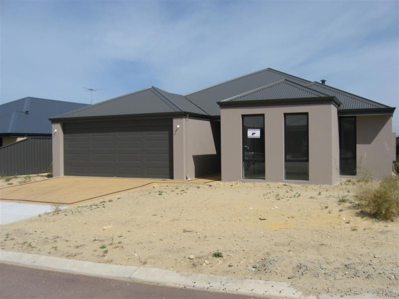 5 Epping Court, High Wycombe WA 6057