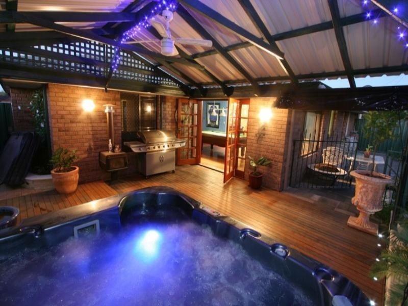 16 Lorikeet Loop, High Wycombe WA 6057