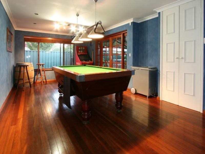 16 Lorikeet Loop, High Wycombe WA 6057