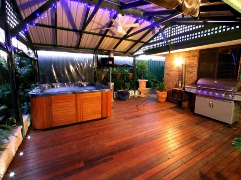16 Lorikeet Loop, High Wycombe WA 6057