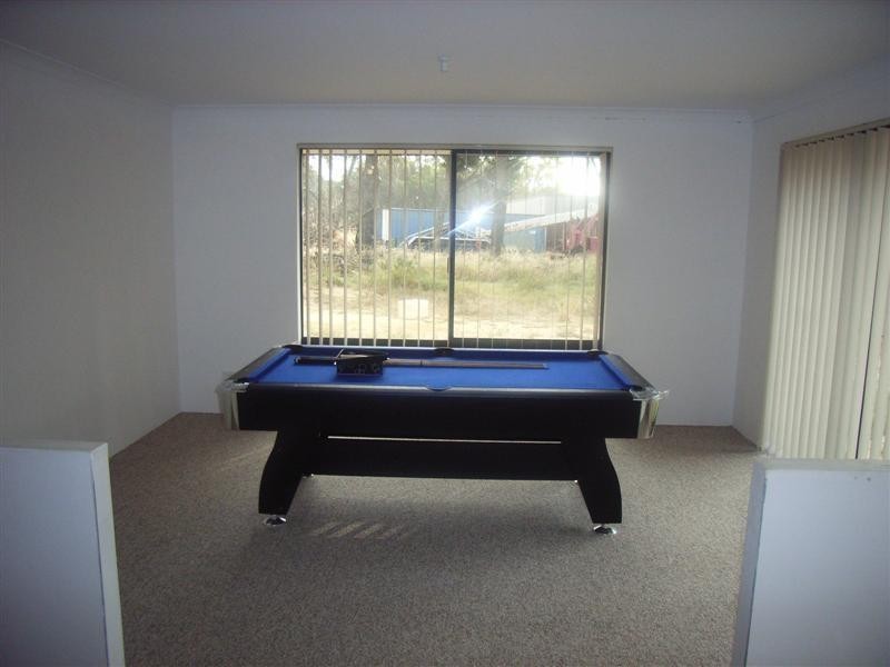 21 Azalea Gardens, Forrestfield WA 6058