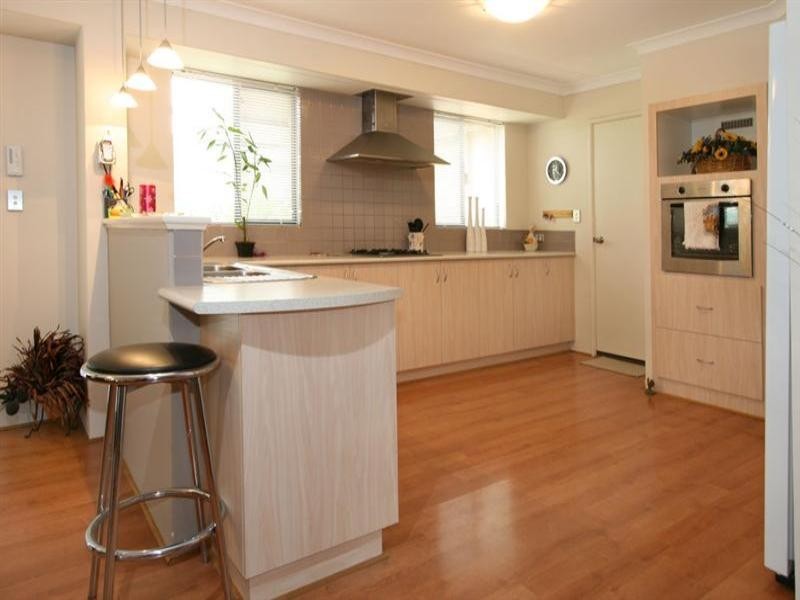 12 Thirlmere Way, High Wycombe WA 6057