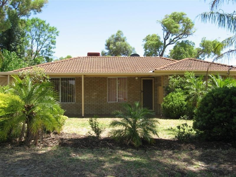 6 Wycombe Road, High Wycombe WA 6057