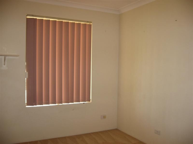 6 Wycombe Road, High Wycombe WA 6057