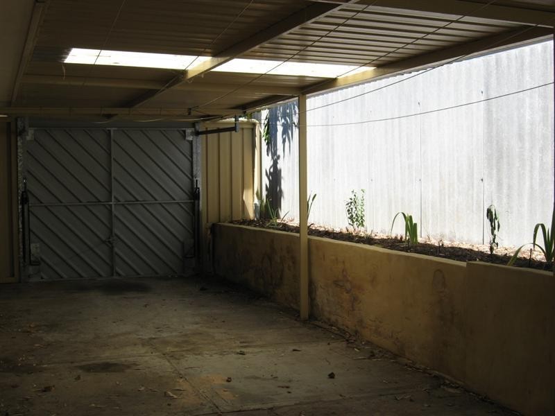 6 Wycombe Road, High Wycombe WA 6057