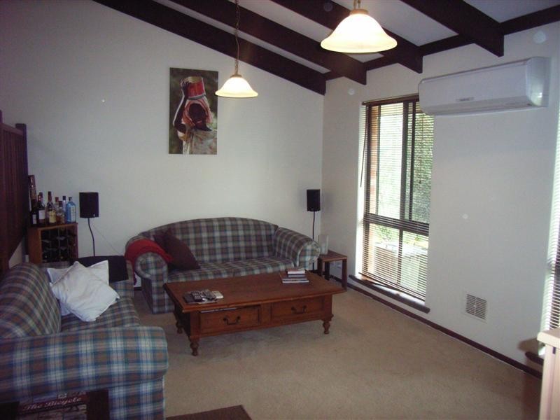 9/6 School Street, Kalamunda WA 6076