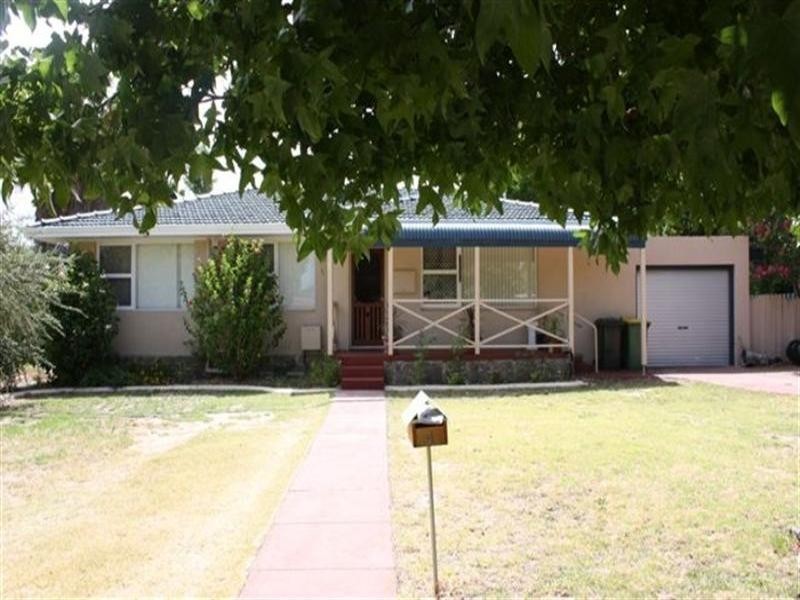 4 Charles Street, Maida Vale WA 6057