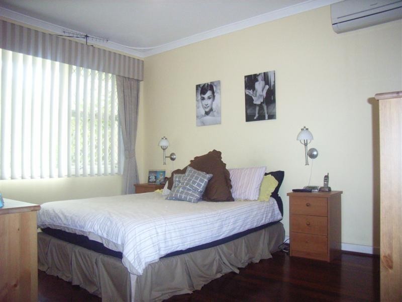 4 Charles Street, Maida Vale WA 6057