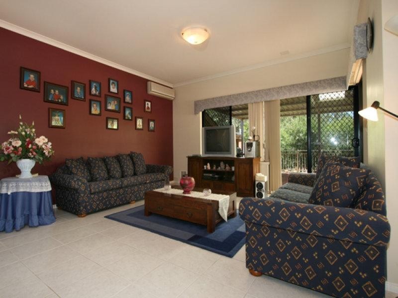 114 John Farrant Drive, Gooseberry Hill WA 6076