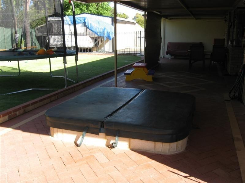 135 Newburn Road, High Wycombe WA 6057