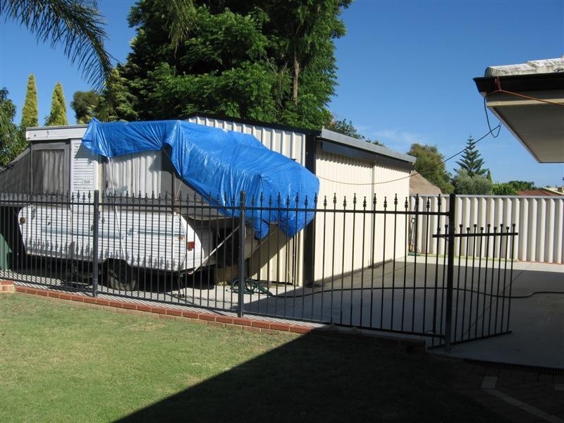 135 Newburn Road, High Wycombe WA 6057