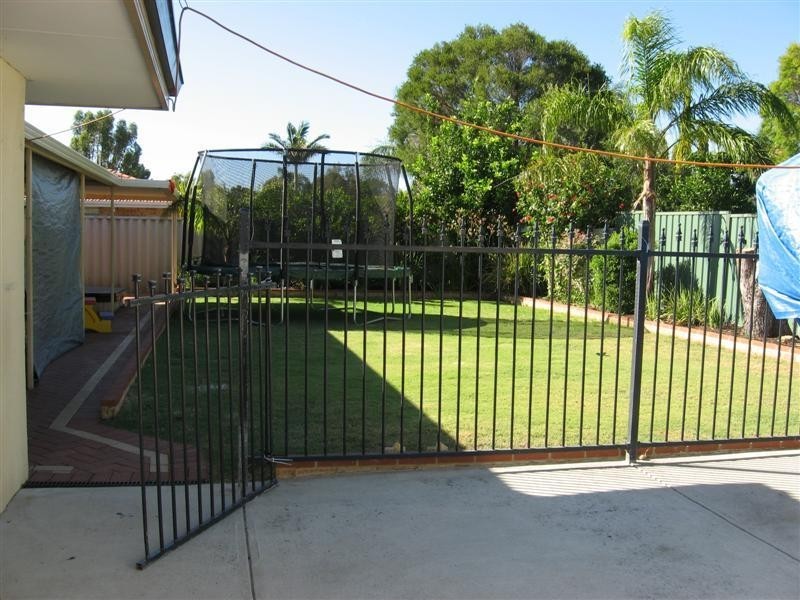 135 Newburn Road, High Wycombe WA 6057