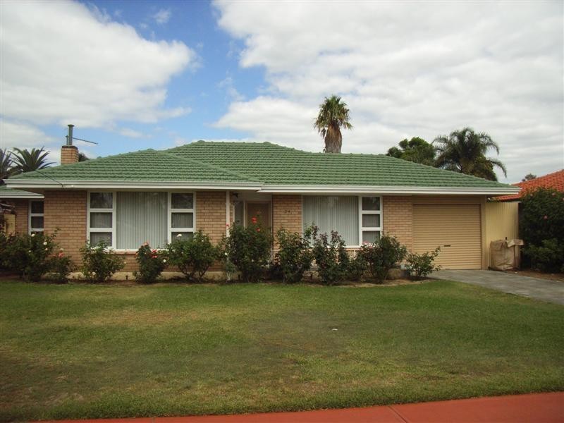 24 Newburn Road, High Wycombe WA 6057