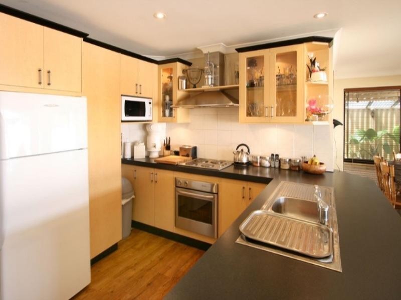 13 Myerson Crescent, Maida Vale WA 6057