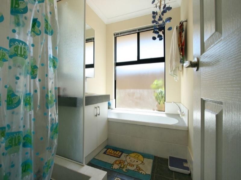 13 Myerson Crescent, Maida Vale WA 6057