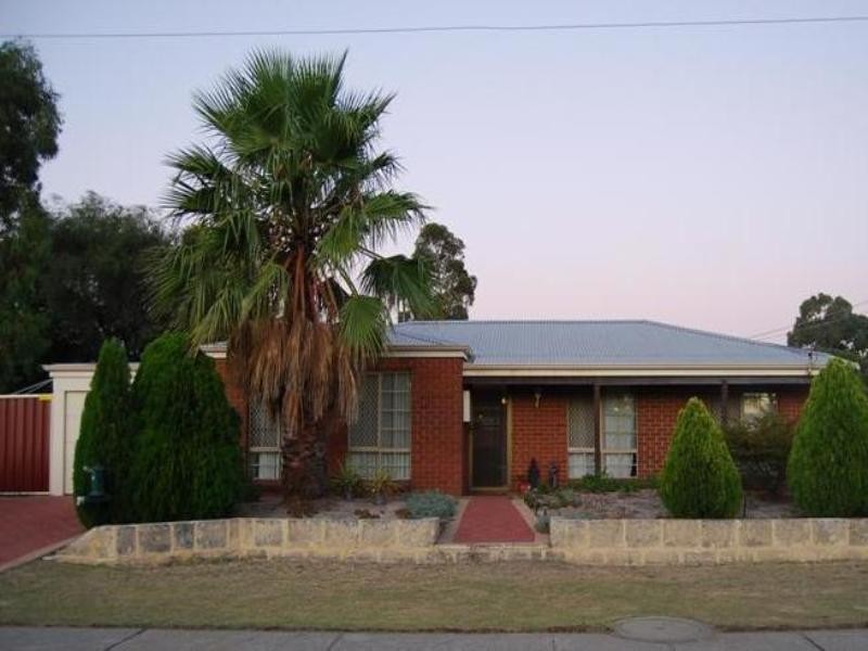 2 Eagle Court, High Wycombe WA 6057