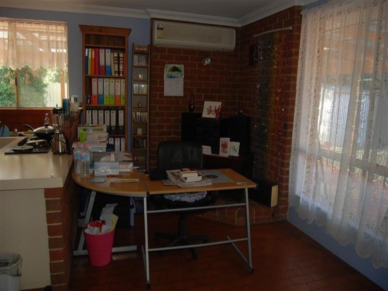 2 Eagle Court, High Wycombe WA 6057