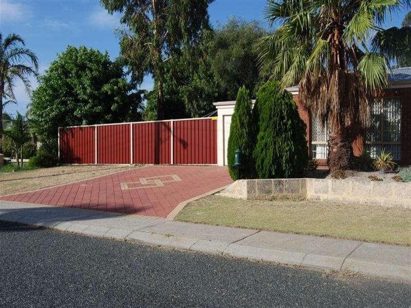 2 Eagle Court, High Wycombe WA 6057