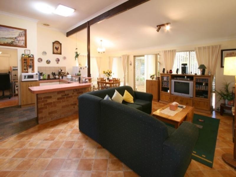 9 Harrier Court, High Wycombe WA 6057