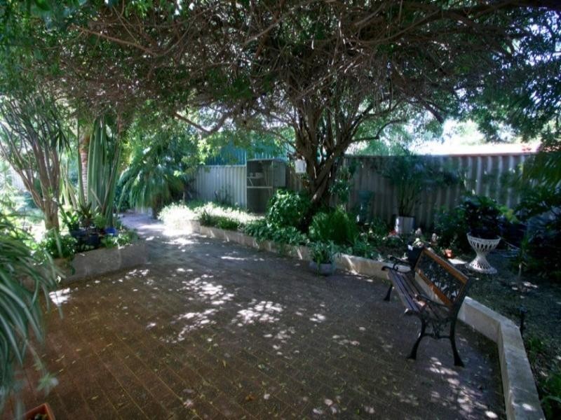 9 Harrier Court, High Wycombe WA 6057