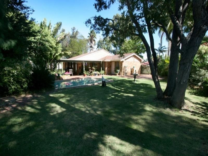 9 Harrier Court, High Wycombe WA 6057