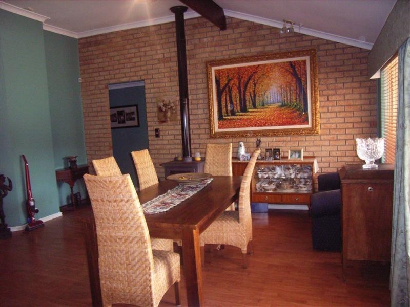 128 Newburn Road, High Wycombe WA 6057