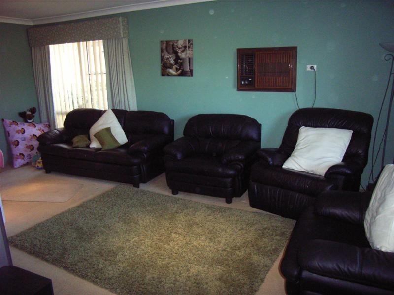 128 Newburn Road, High Wycombe WA 6057