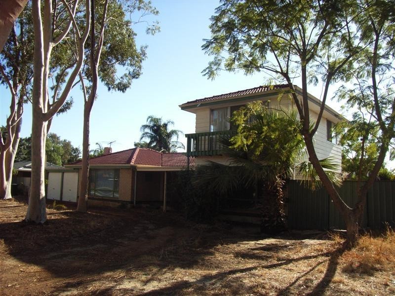 13 Hulley Place, High Wycombe WA 6057