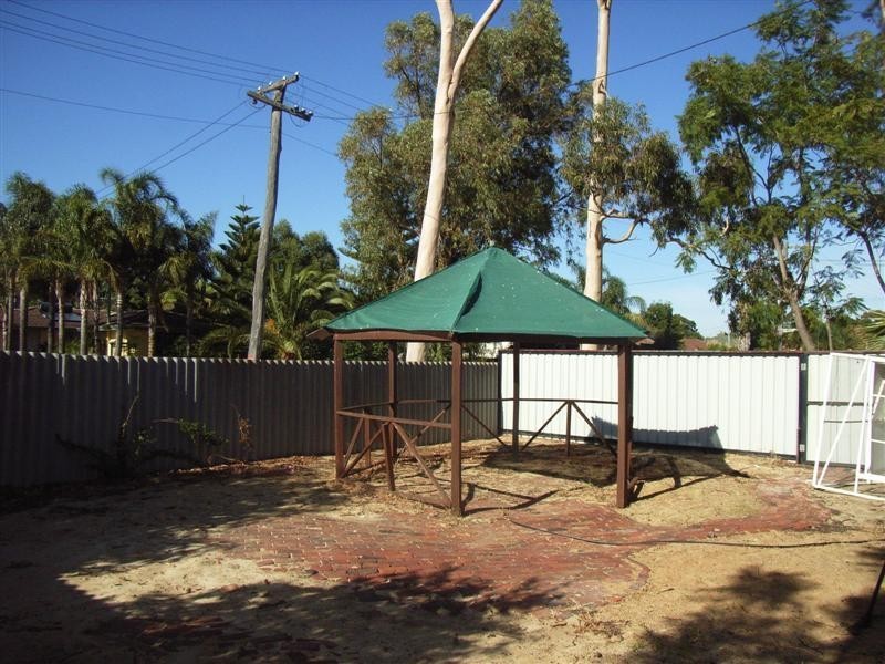 13 Hulley Place, High Wycombe WA 6057