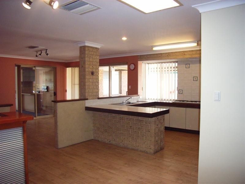 140 Newburn Road, High Wycombe WA 6057