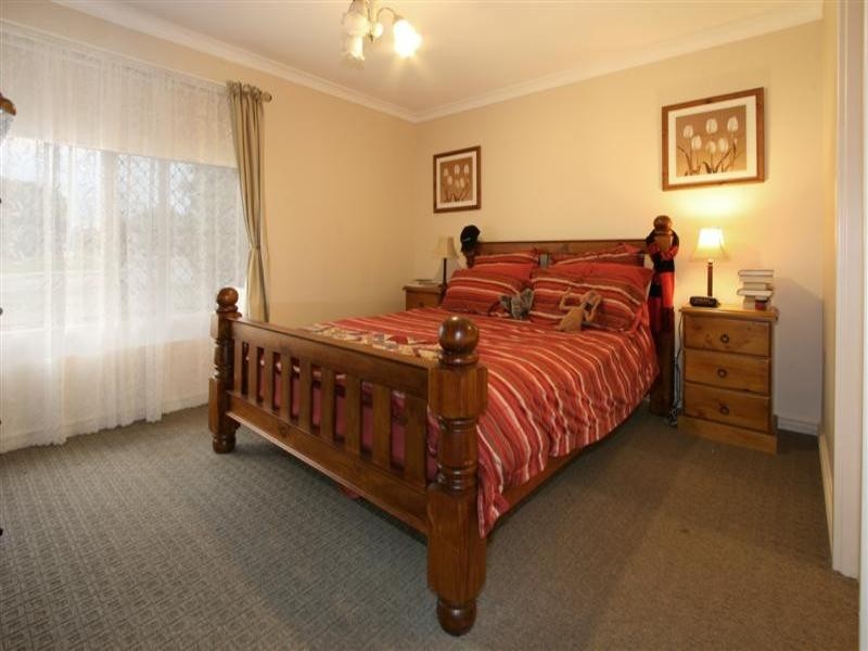 213 Newburn Road, High Wycombe WA 6057