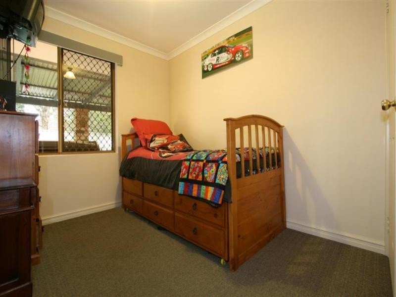 213 Newburn Road, High Wycombe WA 6057