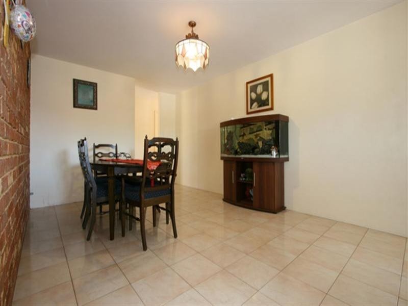 16 Falcon Court, High Wycombe WA 6057