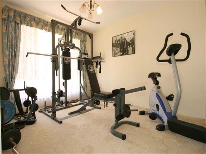 16 Falcon Court, High Wycombe WA 6057