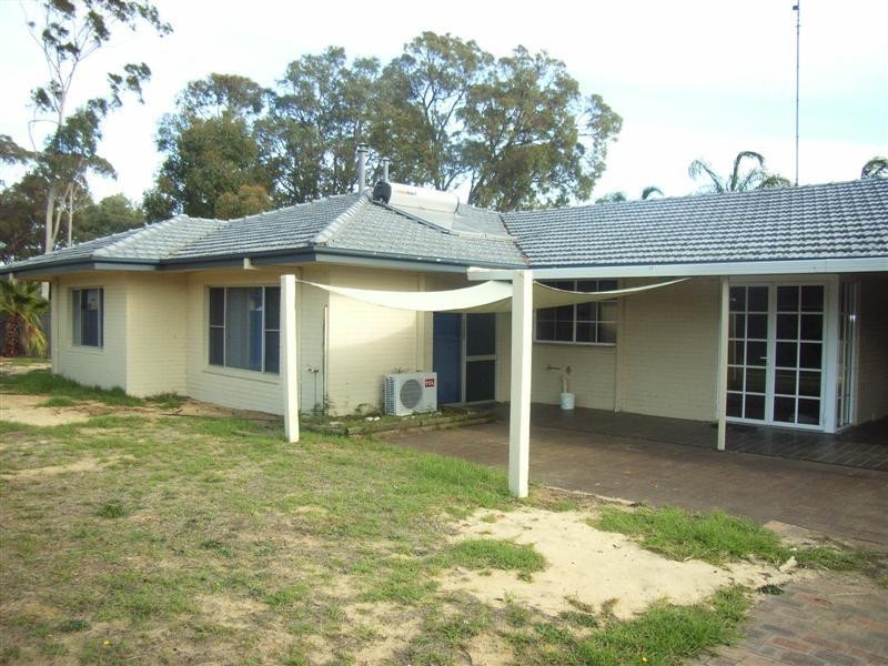 22 Recreation Road, Waroona WA 6215