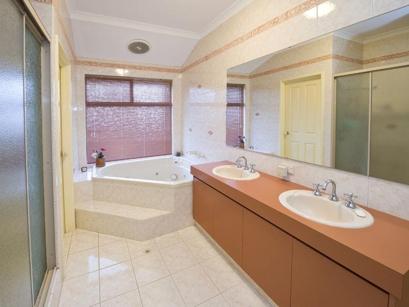 Helena Valley WA 6056