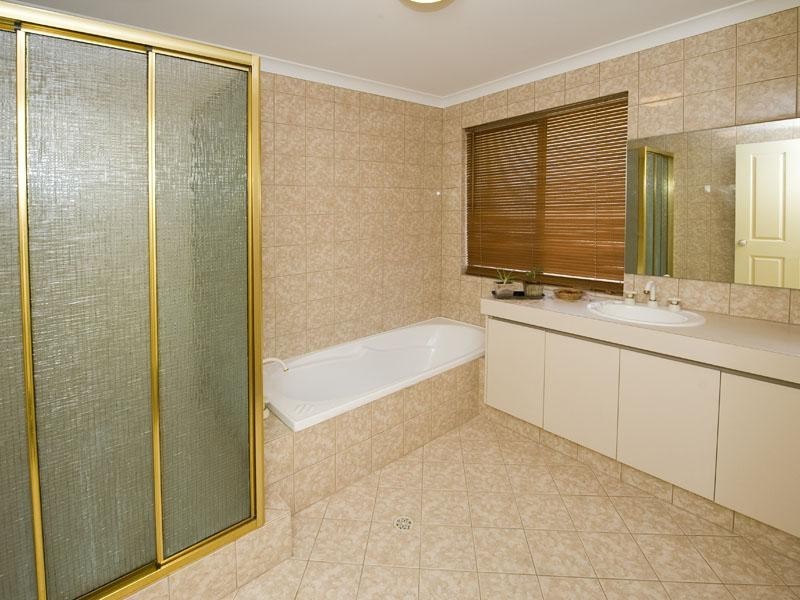 Helena Valley WA 6056