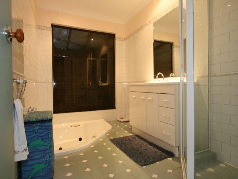 15 Padbury Road, Darlington WA 6070