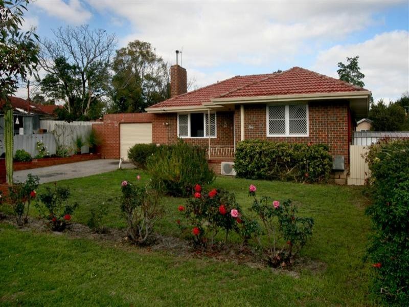 3 Hoskin Street, Cloverdale WA 6105