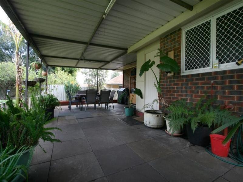 3 Hoskin Street, Cloverdale WA 6105