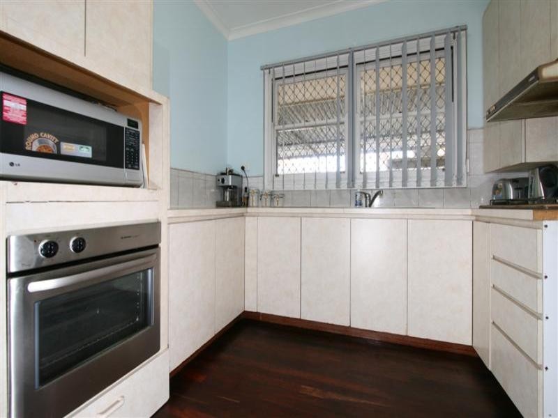 3 Hoskin Street, Cloverdale WA 6105