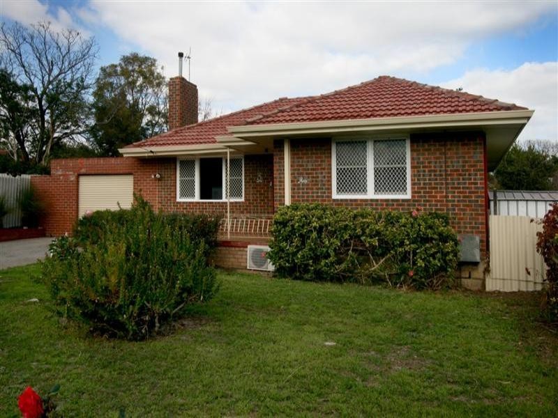 3 Hoskin Street, Cloverdale WA 6105