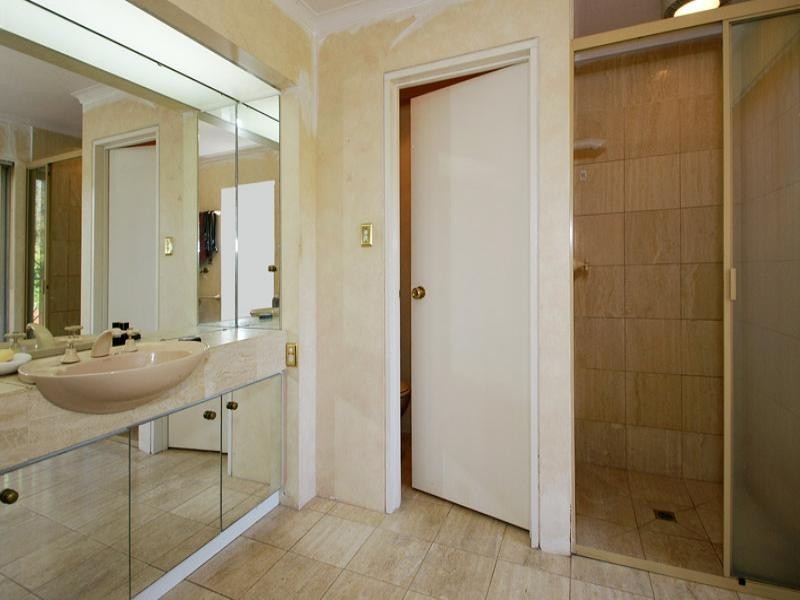 11 Jones Road, Kalamunda WA 6076